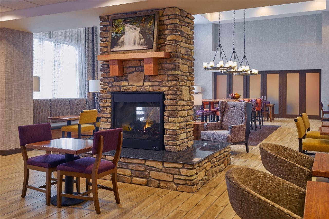 Hampton Inn & Suites Roseburg Exteriér fotografie