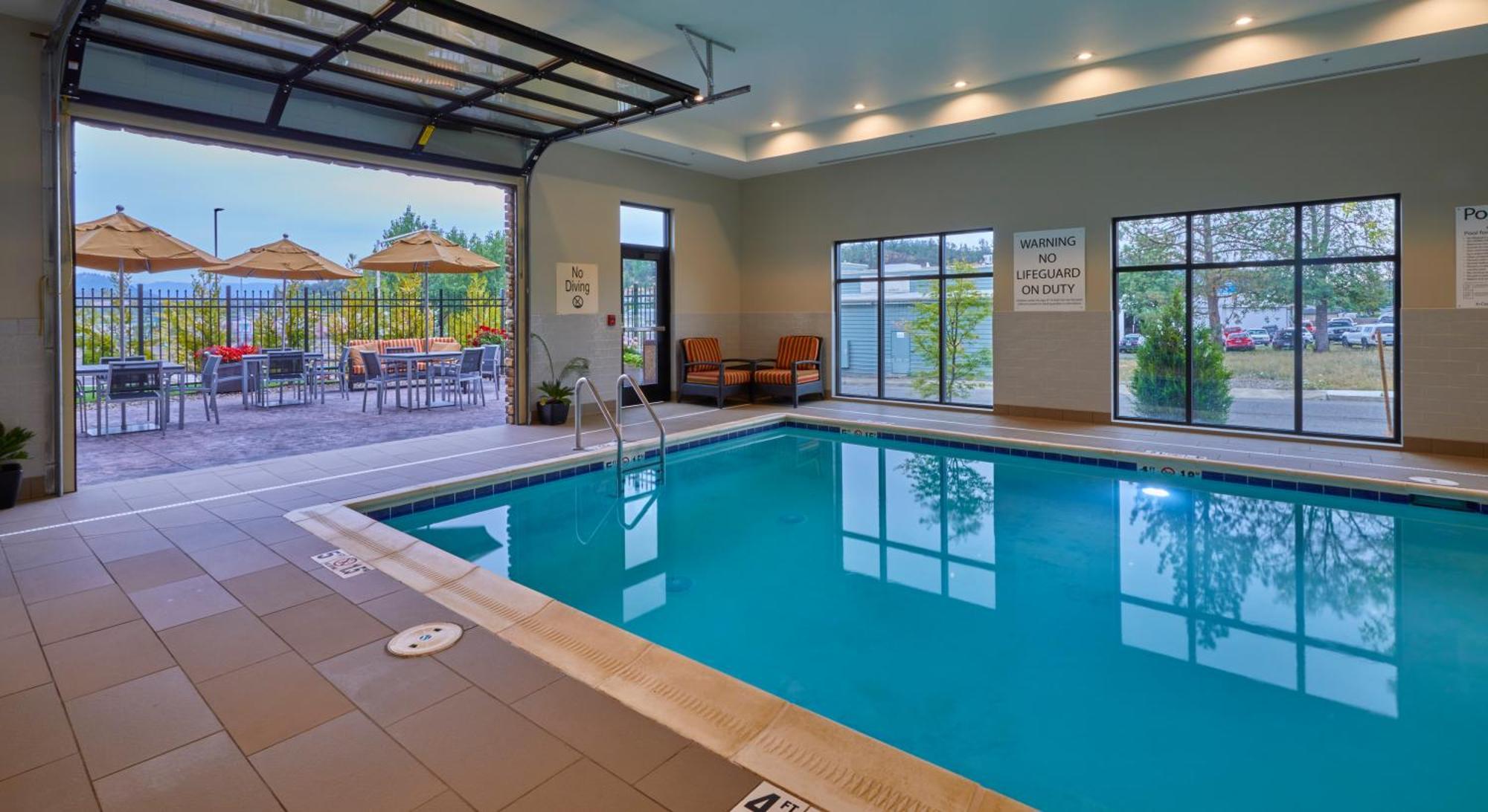 Hampton Inn & Suites Roseburg Exteriér fotografie