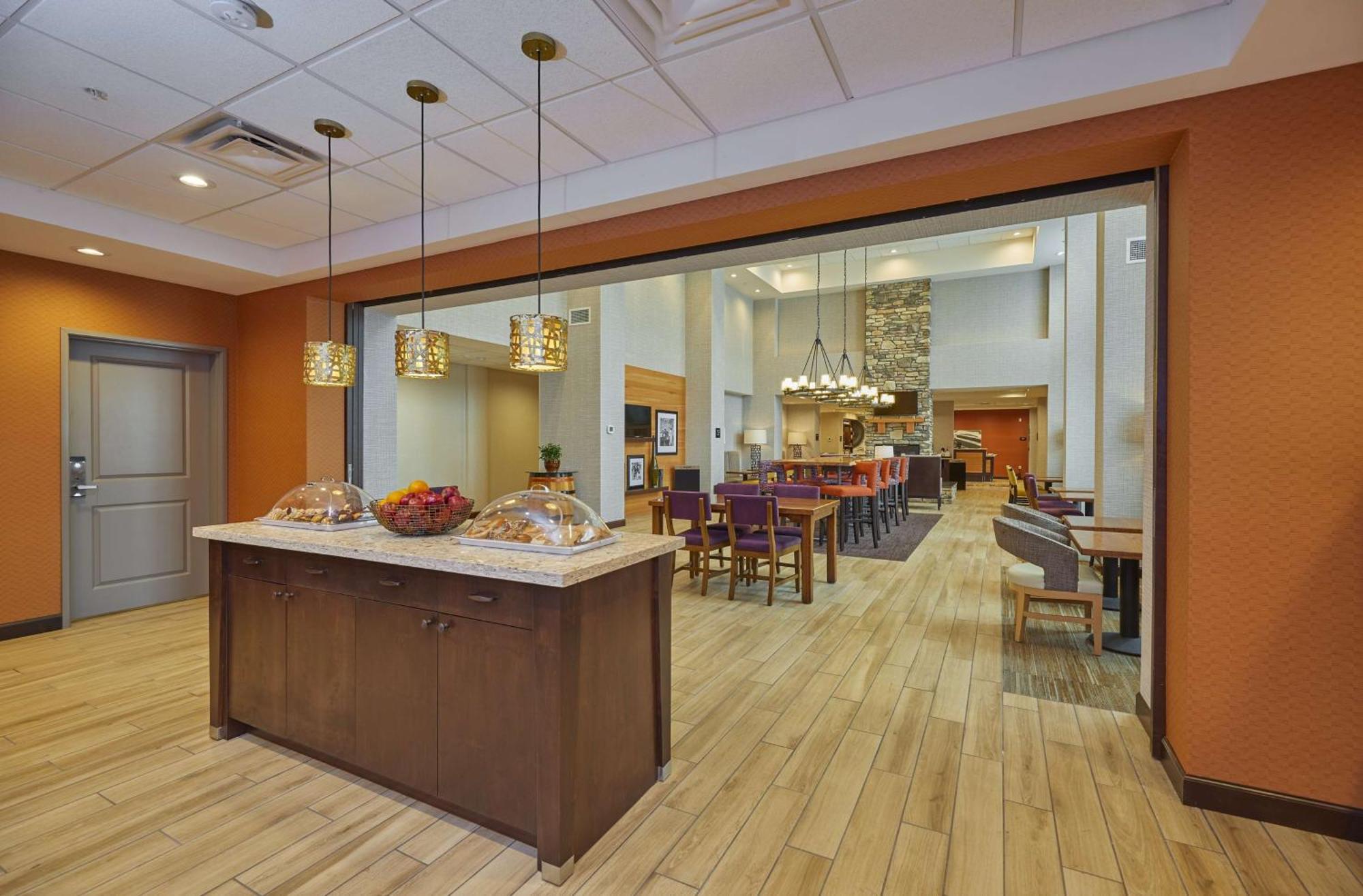 Hampton Inn & Suites Roseburg Exteriér fotografie