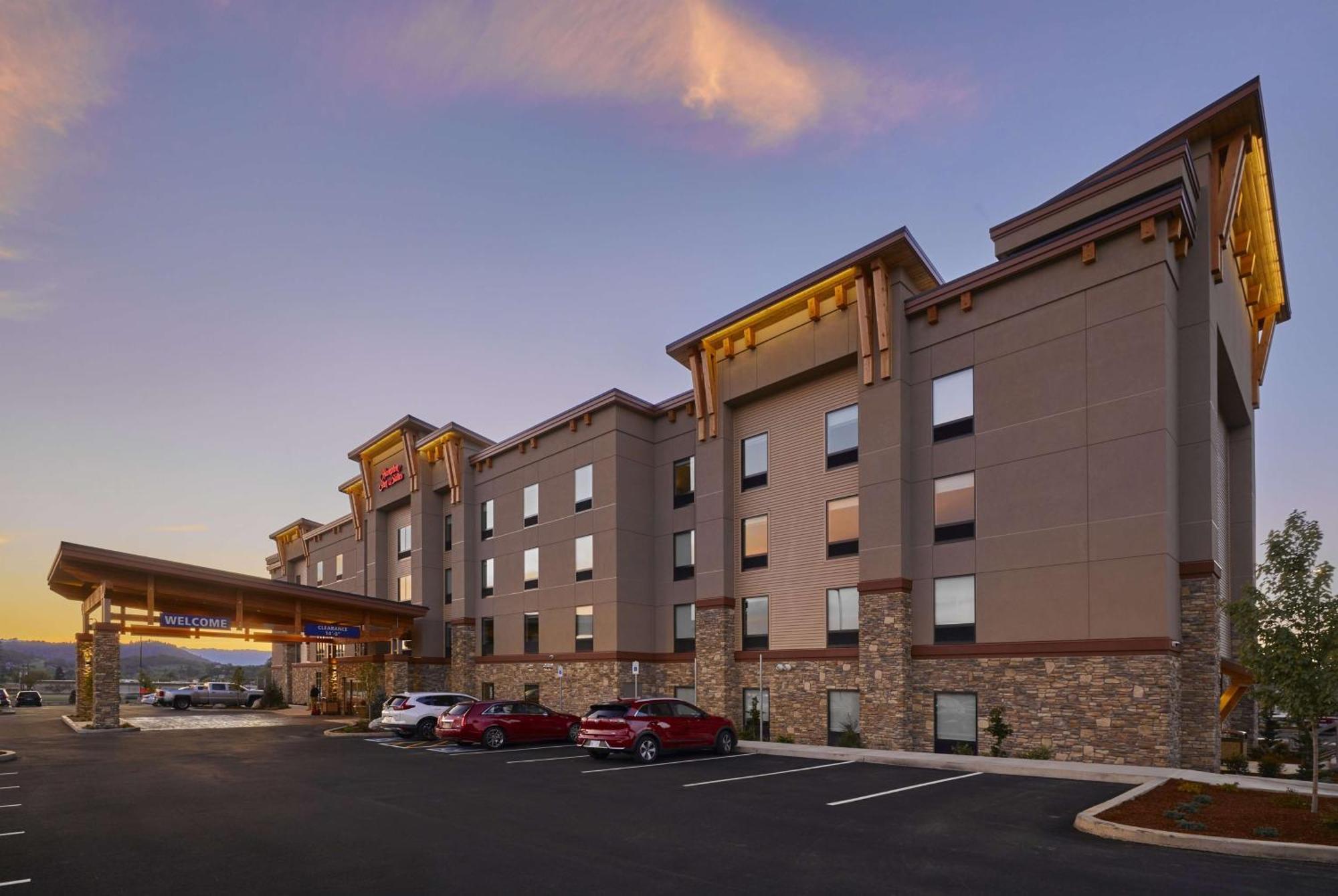 Hampton Inn & Suites Roseburg Exteriér fotografie