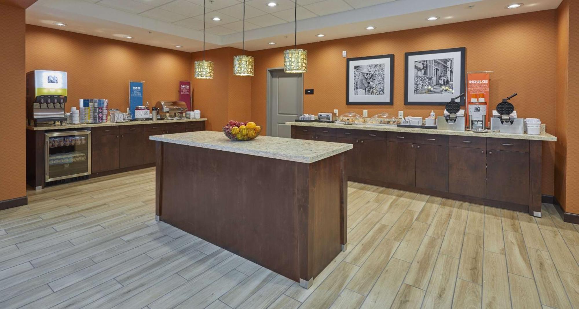 Hampton Inn & Suites Roseburg Exteriér fotografie