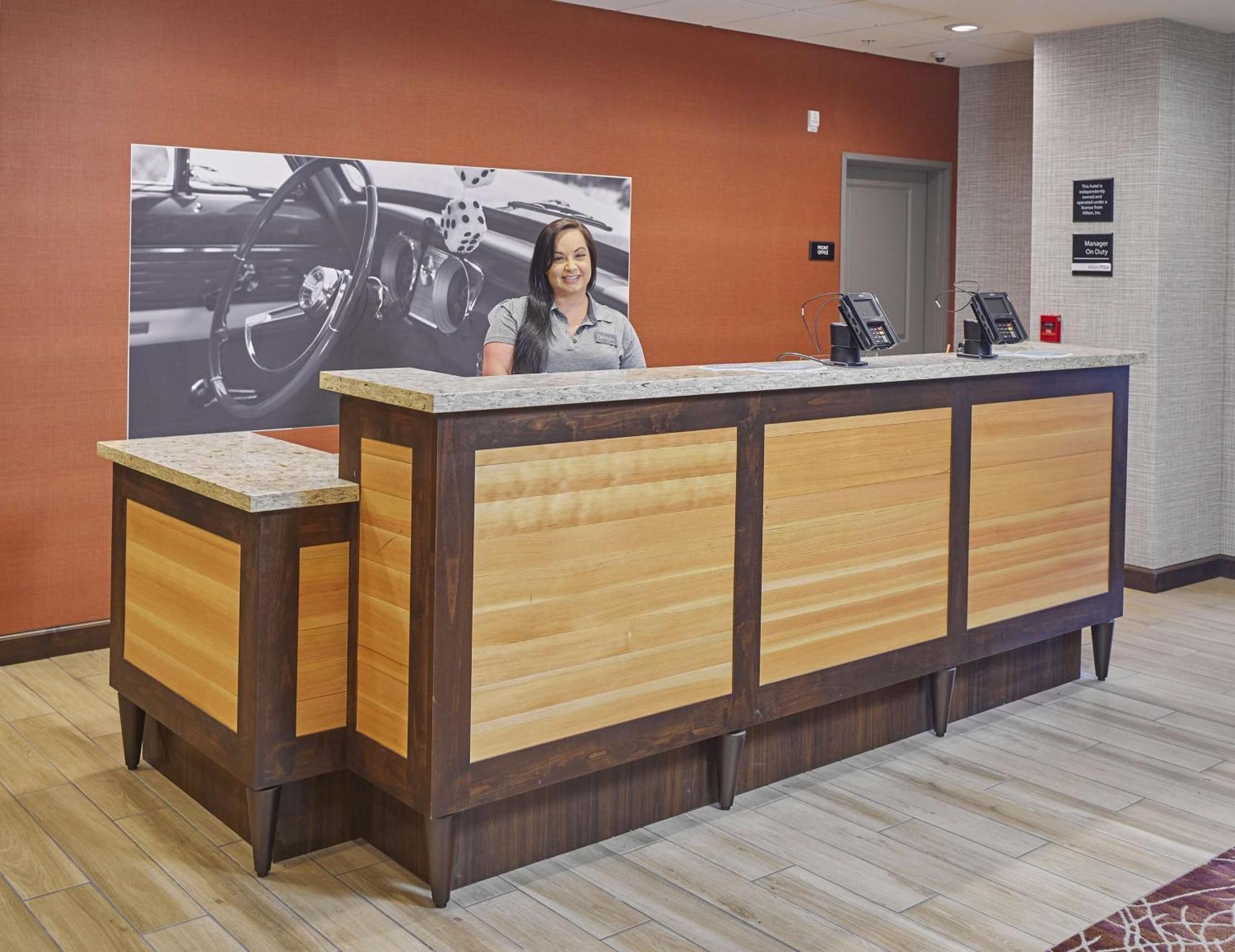 Hampton Inn & Suites Roseburg Exteriér fotografie